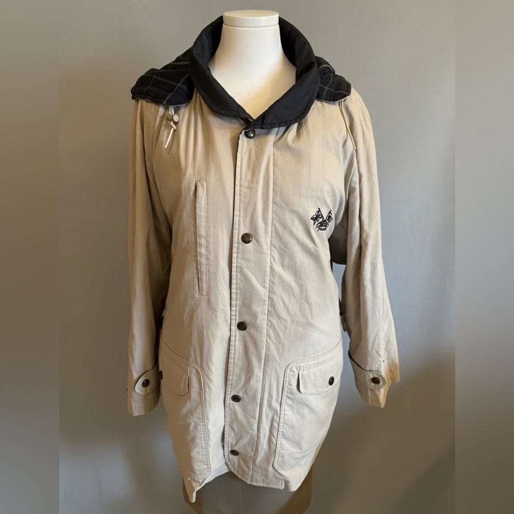 ❗️SOLD❗️BURBERRYS HOODED BEIGE COAT SIZE MEDIUM